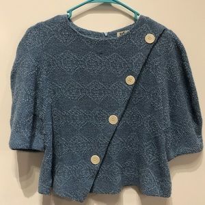 3/4 sleeve top with buttons details in front